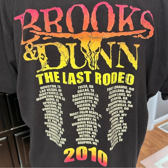 Brooks & Dunn 2010 Tour Tee The Last Rodeo Band Shirt Size L - Picture 7 of 10